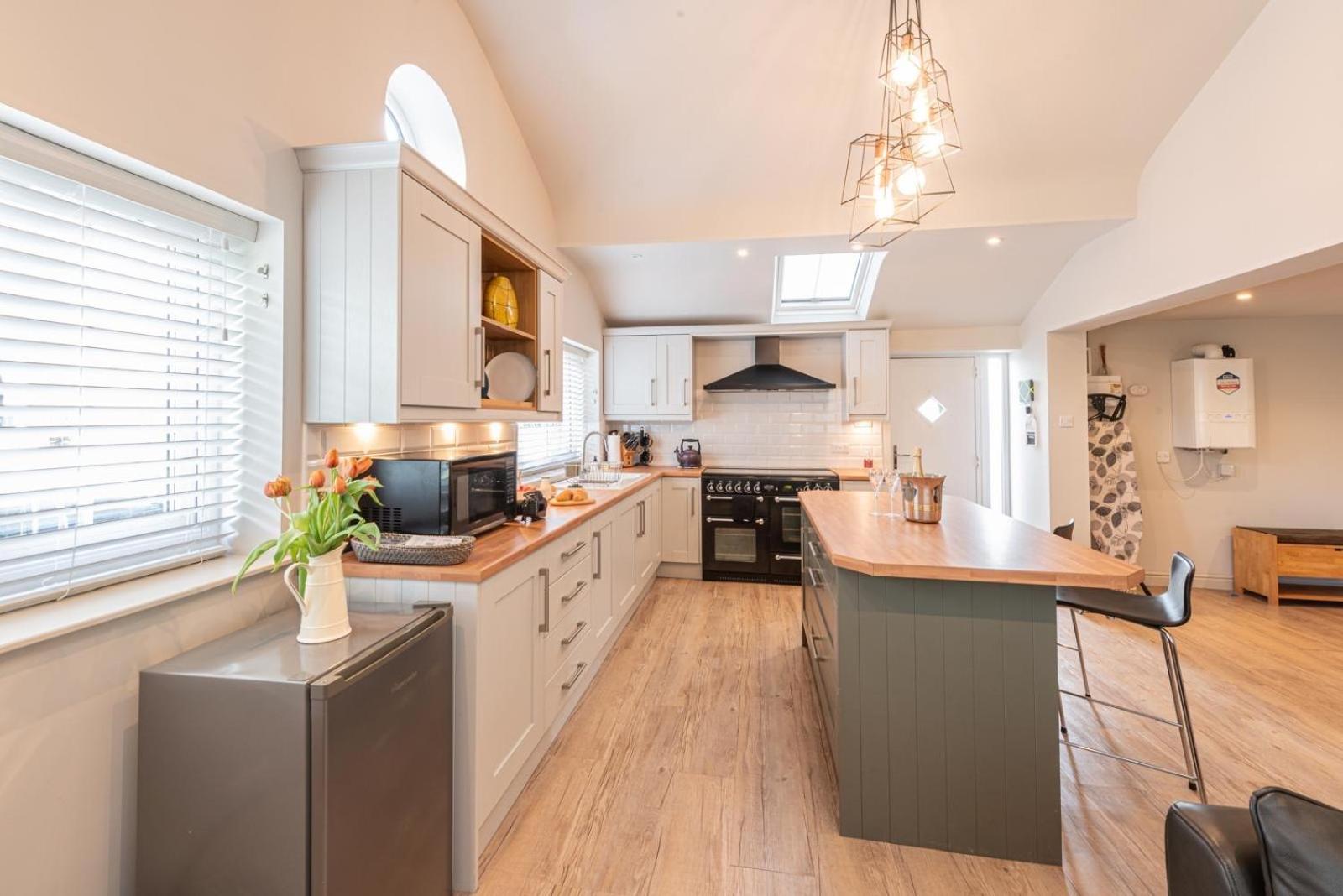 Quiet Self Contained Cottage Near Delamere Forest Cuddington  Экстерьер фото
